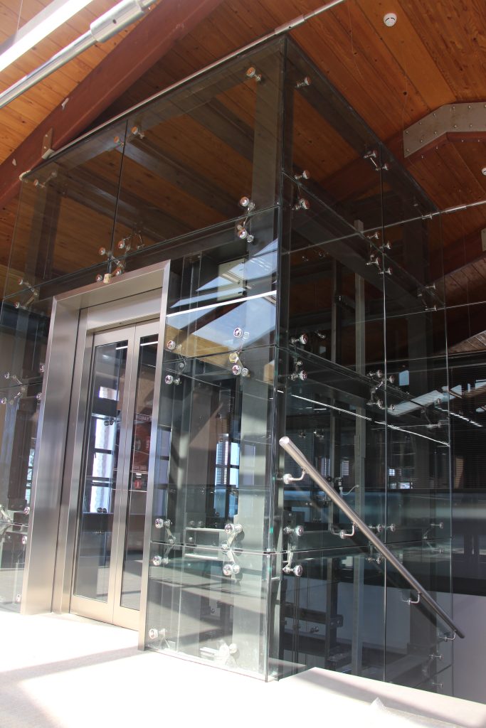 BEZMİ ALEM UNIVERSITY LABORATORY BUILDING Monde Yapı